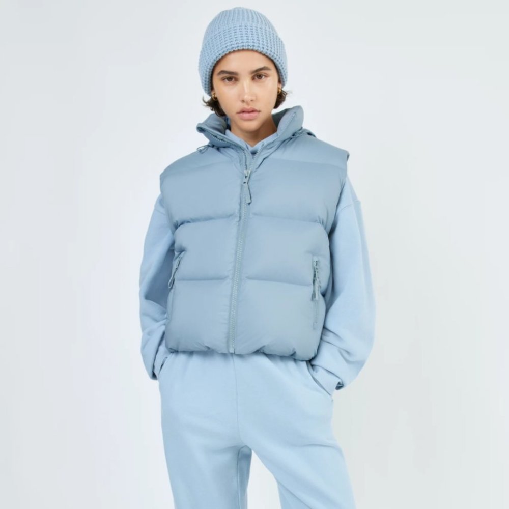 Aritzia TNA Mega Puff Vest XS - Picture 1 of 5